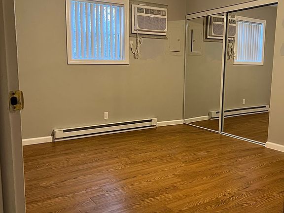 5th image of 9632-38 Clark St #9642-1