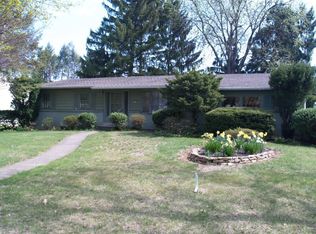 821 S Ott St, Allentown, PA 18103