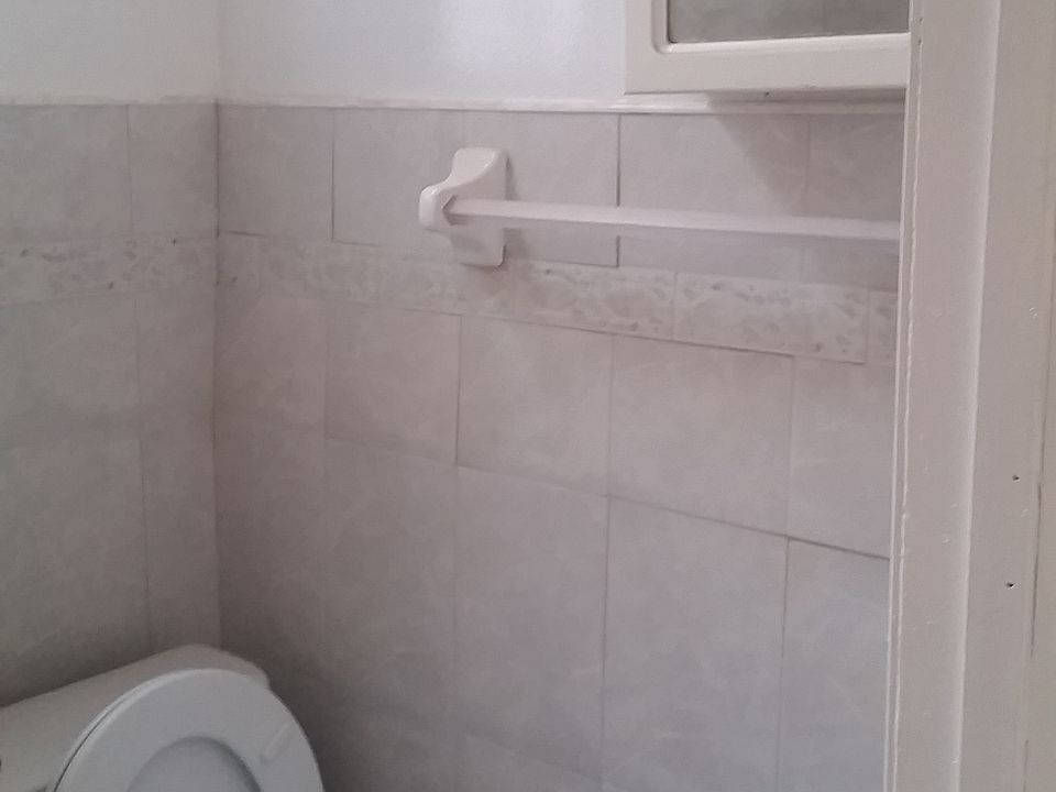 2nd image of 1857 Prospect Pl #3