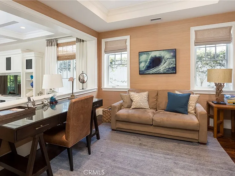 2705 Palm Ave — Photo 11