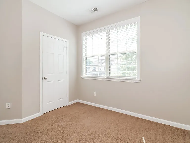 34 Hiram Park Ct — Photo 14