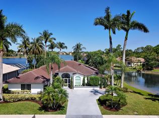 7069 Lake Island Dr, Lake Worth, FL 33467