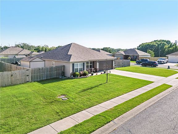 5th image of 15013 White Fawn Dr
