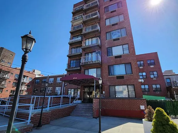 87-14 57th Rd #6A, Elmhurst, NY 11373