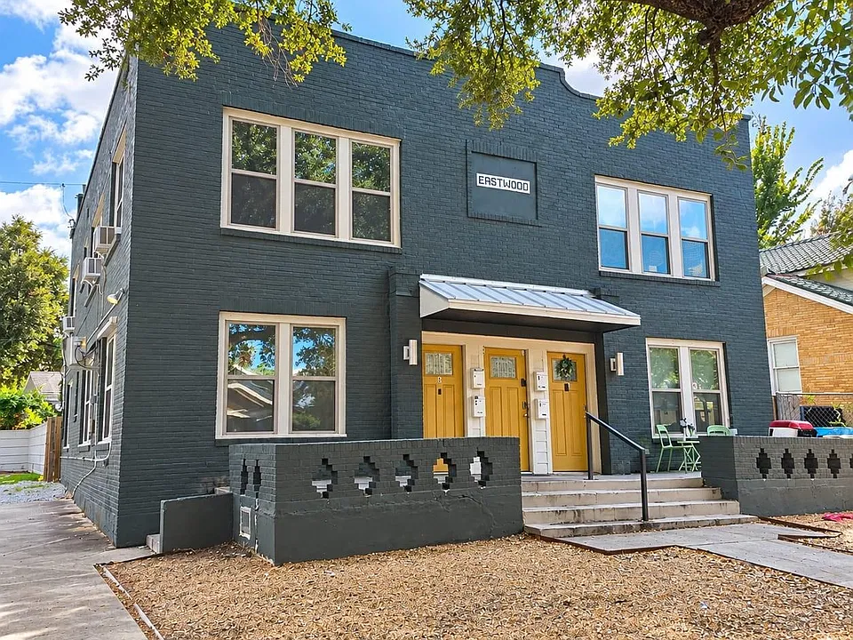 4540 McKinney St #2