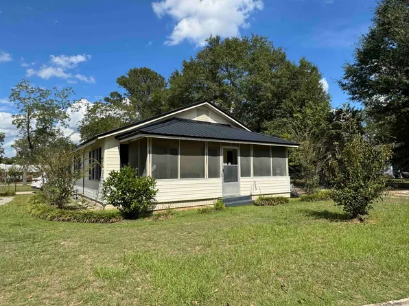 114 Roosevelt Dr, Andalusia, AL 36420