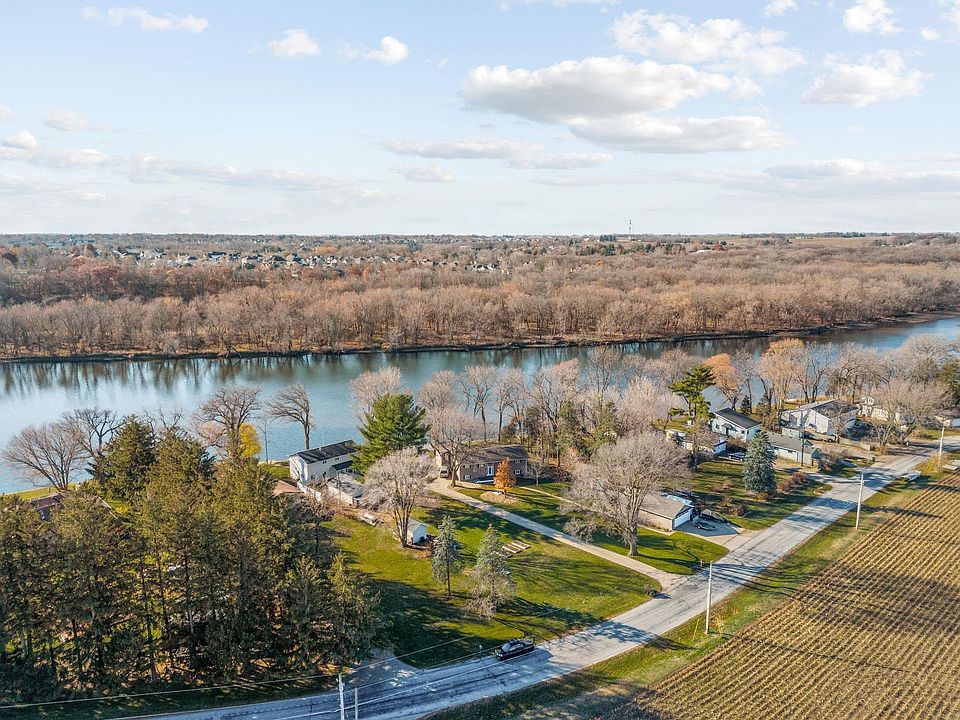 2326 Cottage Row Rd, Cedar Falls, IA 50613 Zillow