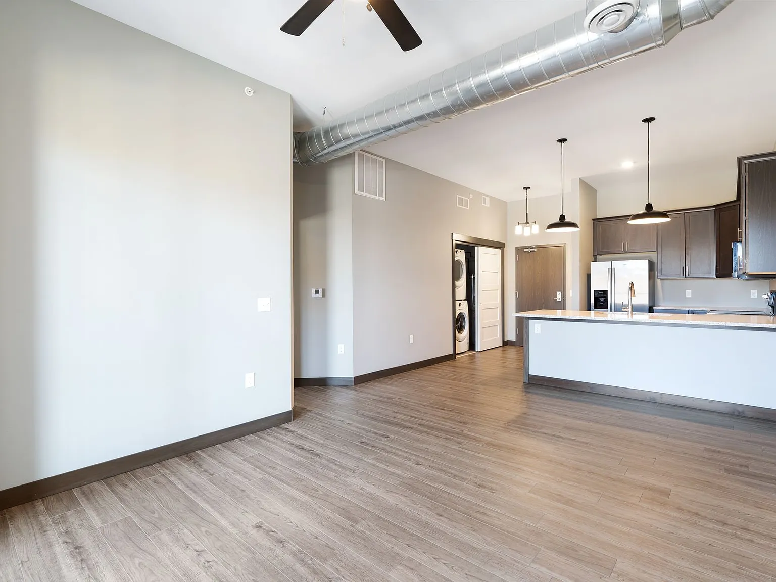 Depot Building C Luxury Rentals — Photo 2