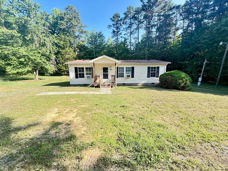 4092 Mountain Rd — Photo 1