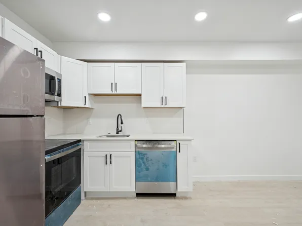 5737 Cherry St, Philadelphia, PA 19139