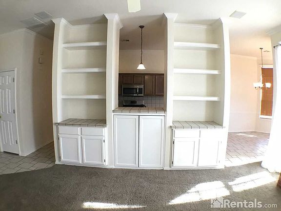 4th image of 1716 Sagewood Dr