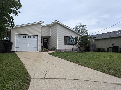 5275 Powrie Dr Photo 1