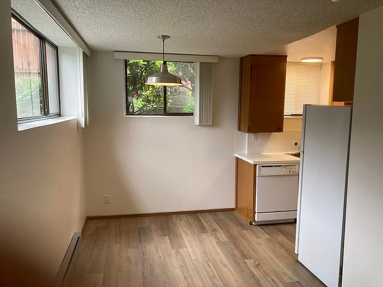 6549 California Ave SW — Photo 23
