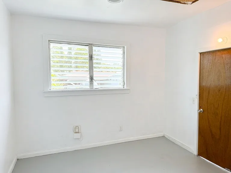 2592 Kilauea Ave #G1 — Photo 3