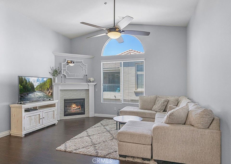 1st image of 27435 Larabee Ct Unit 1