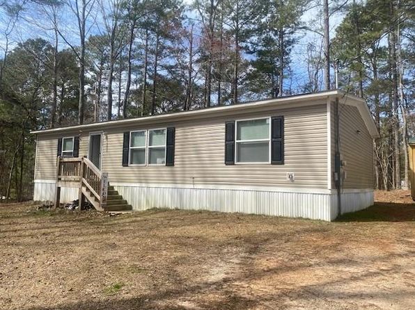 53 Oakview Dr, Carrollton, GA 30116