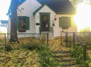 2667 Meridian Dr, Robbinsdale, MN 55422
