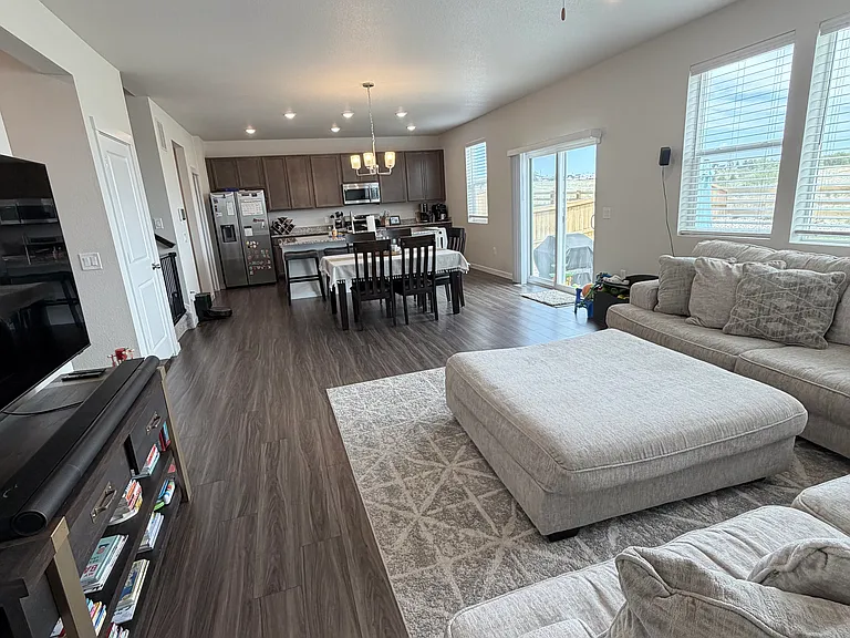 8053 Yellowleaf Pl — Photo 9