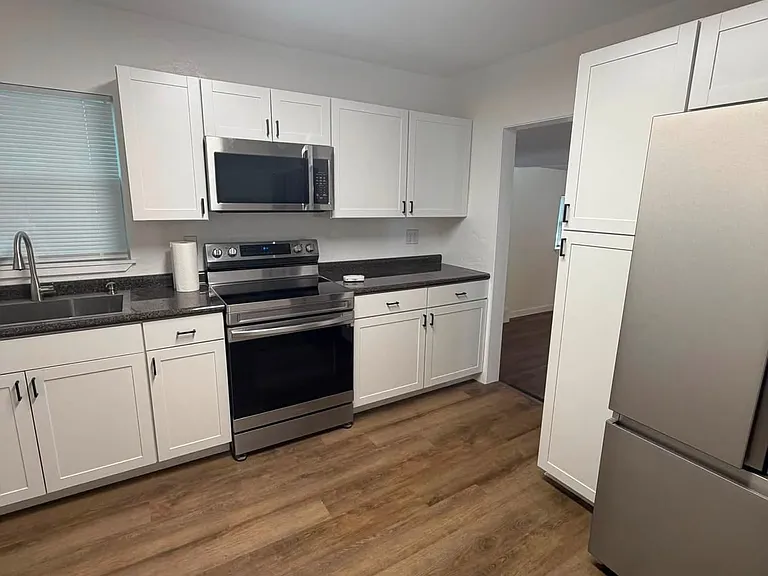 4885 Billings Ave — Photo 10