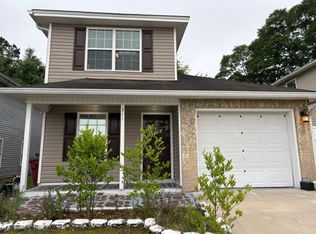 311 Dahlquist Dr, Crestview, FL 32539