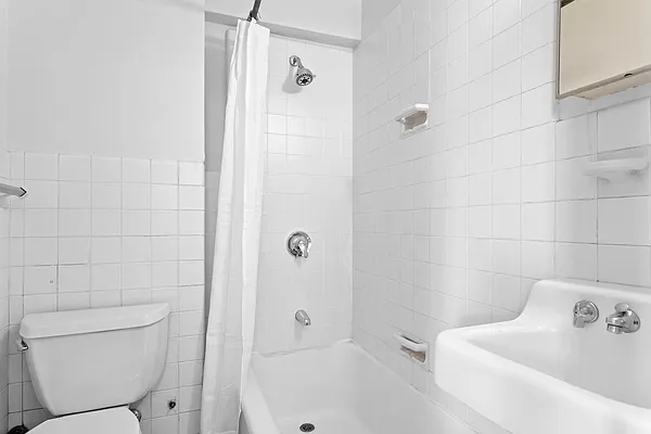 Rented by Level Group | media 7