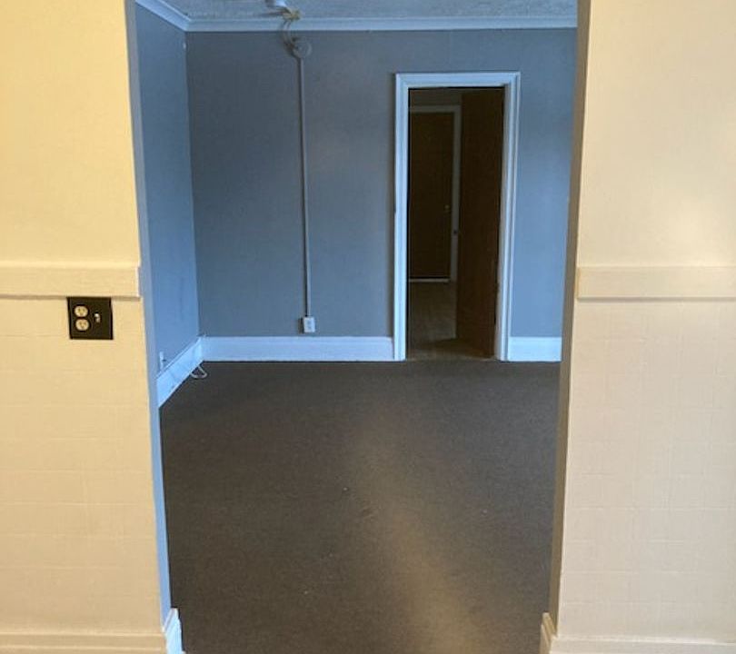 Aquinas Commons 1126 Dewey Ave Rochester, NY Zillow Apartments