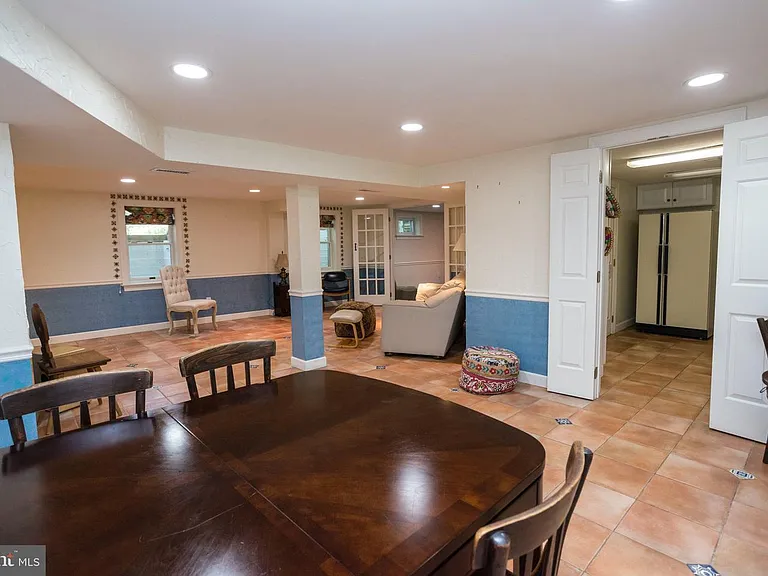 5628 Knollwood Rd — Photo 14