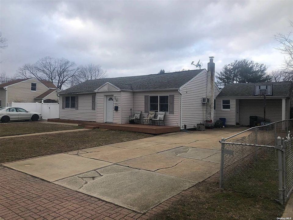 177 15th St, West Babylon, NY 11704 MLS 3412594 Zillow