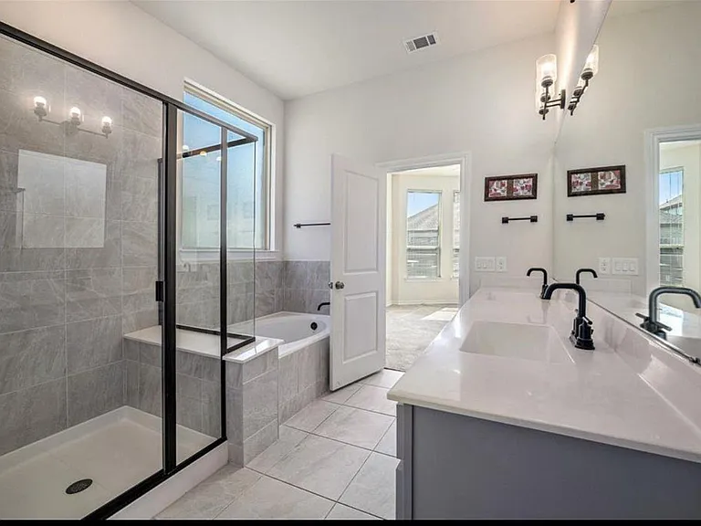 7315 Buckthorn Hollow Trl — Photo 20