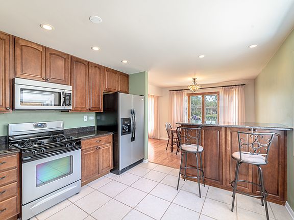4th image of 238 Avonelle Dr