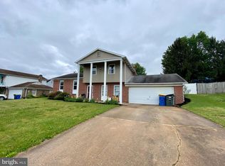 3310 Night In Gale Dr, Dover, PA 17315