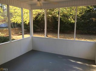 240 Willow Dell Dr, Senoia, GA 30276