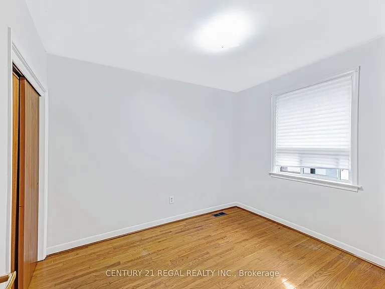 79 Combermere Dr — Photo 14