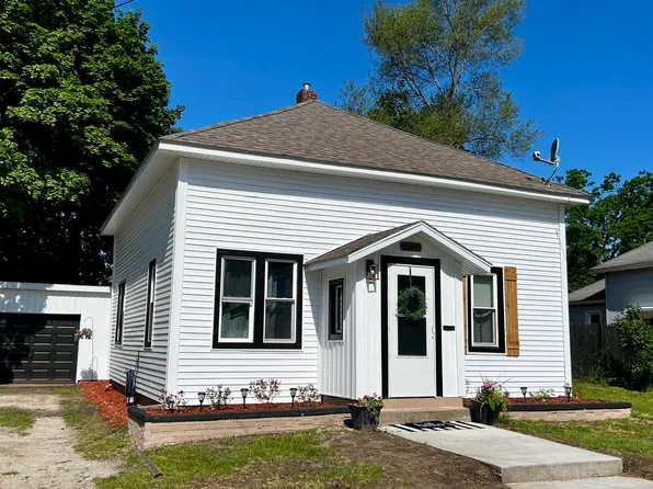 607 New William St, Ludington, MI 49431