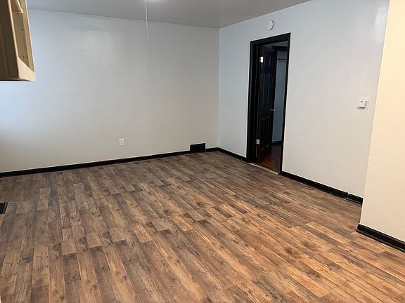 4th image of 710 Jay St #2