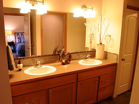 Sample interior - Master bath