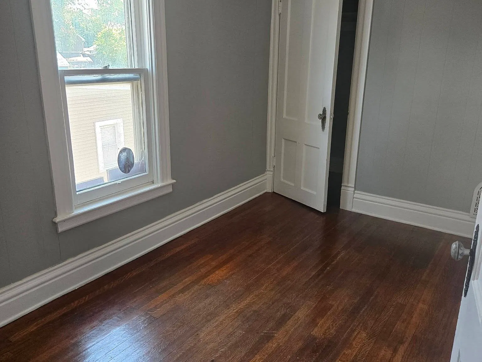 250 East ave upper — Photo 4