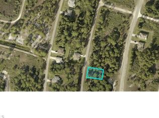 627 Flamingo Ave, Lehigh Acres, FL 33974