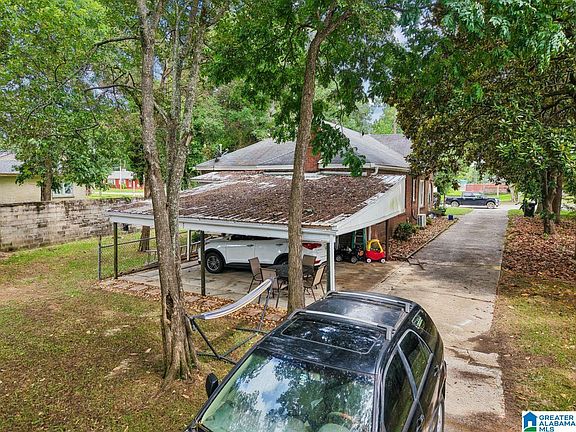 5th image of 404 2nd Ave S