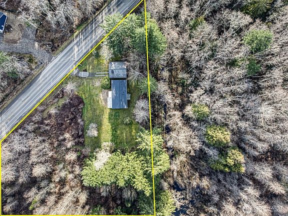 3rd image of 4213 SE Salmonberry Road