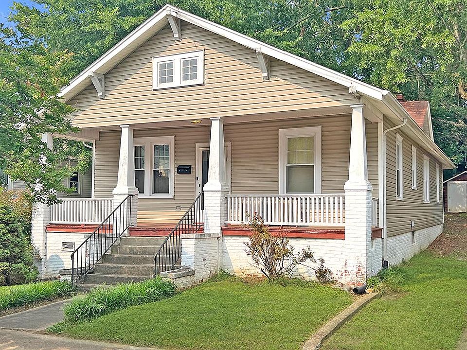 1st image of 158 Montague St
