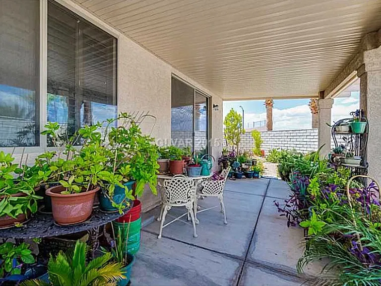 9263 Edgeworth Pl — Photo 23