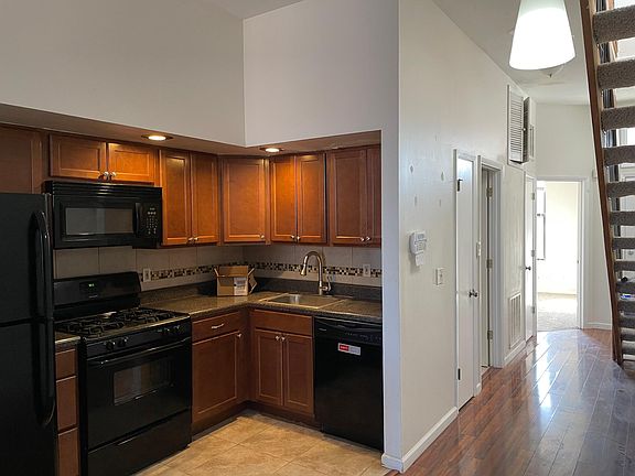 2nd image of 2203 S 11th St Floor 2