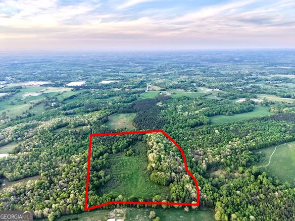 6 Colt Ln, Commerce, GA 30530