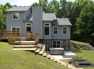 9290 Wabun Dr, Clarkston, MI 48348