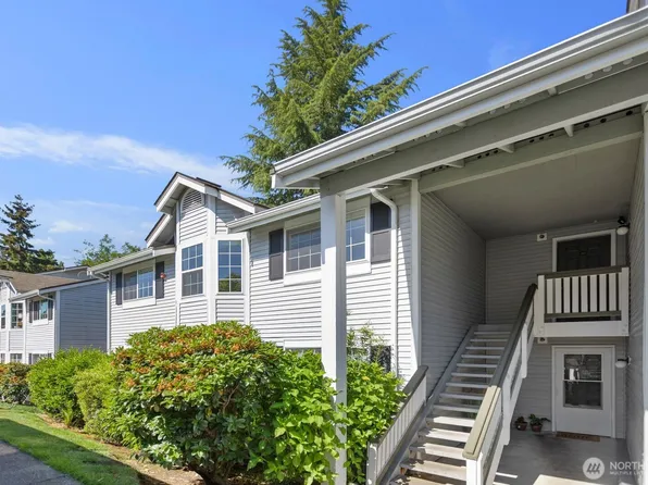 23333 Cedar Way #C201, Mountlake Terrace, WA 98043