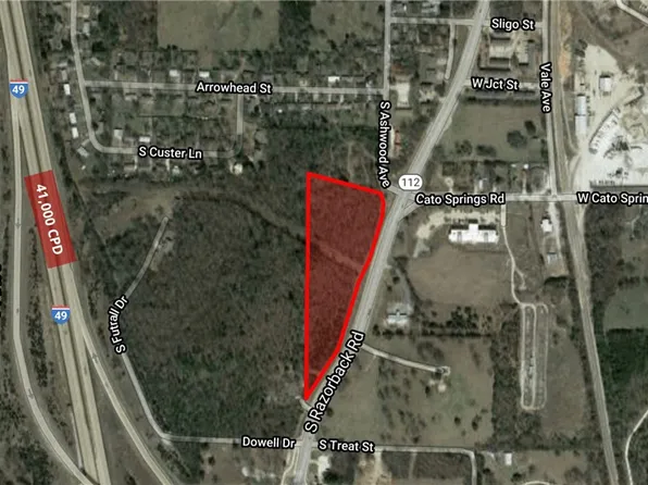 S Razorback Rd, Fayetteville, AR 72701