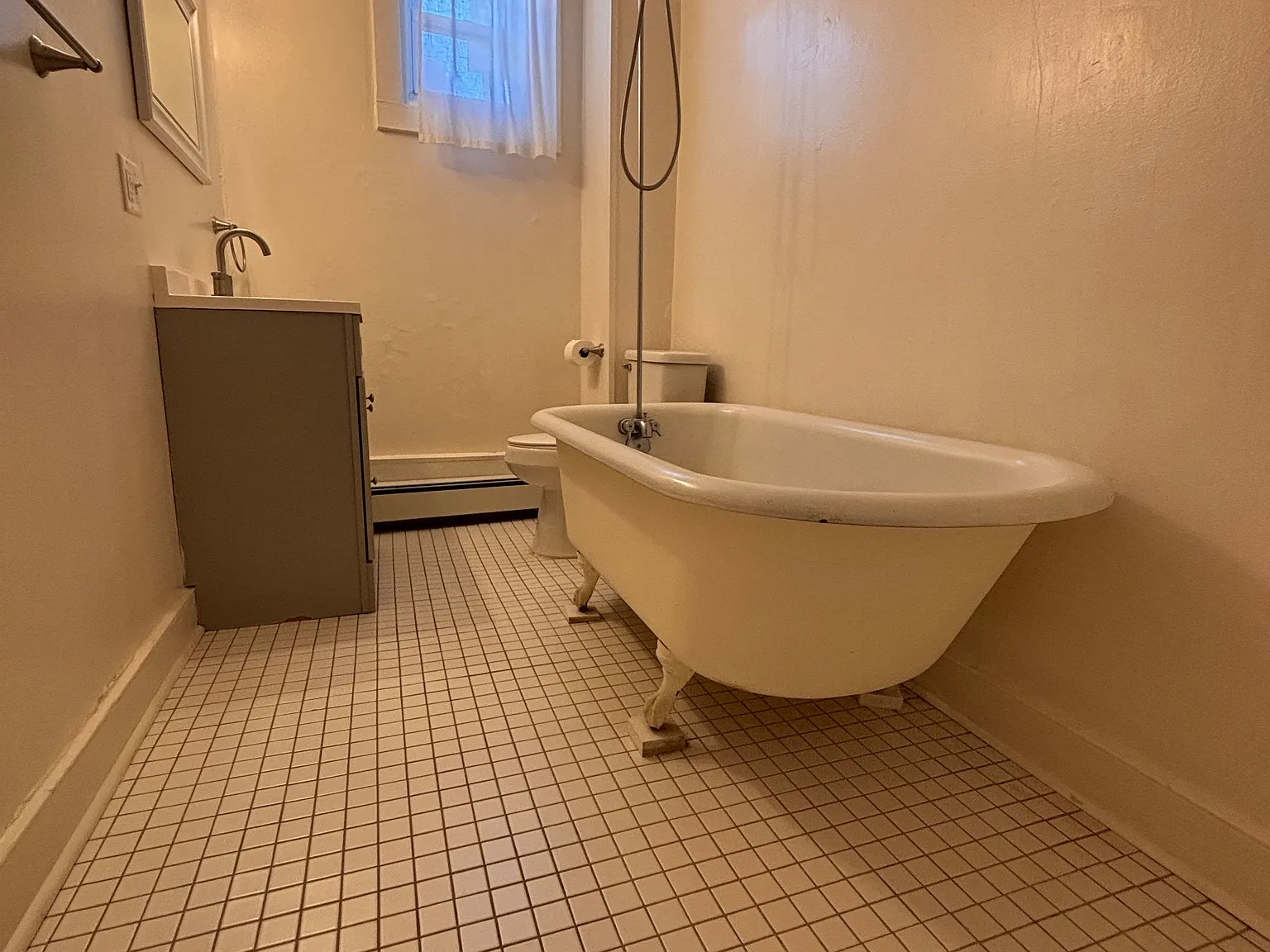 1 bed, 850 sqft, $1,500 — Photo 2