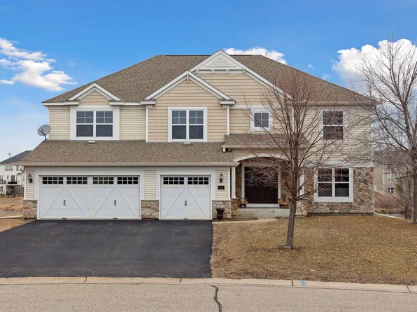 12145 7th St NE, Blaine, MN 55434