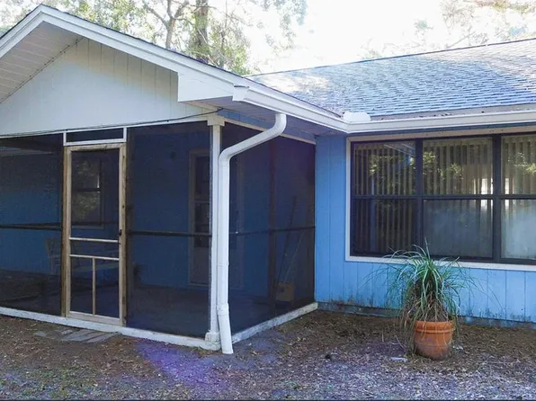 144 21st Ave, Apalachicola, FL 32320